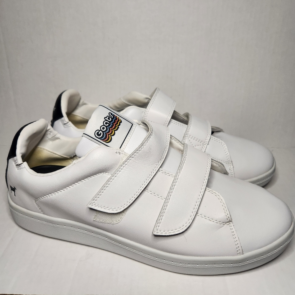 Goats Men’s Velcro Sneakers Round Toe